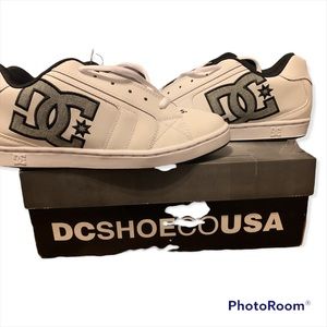Dc shoes